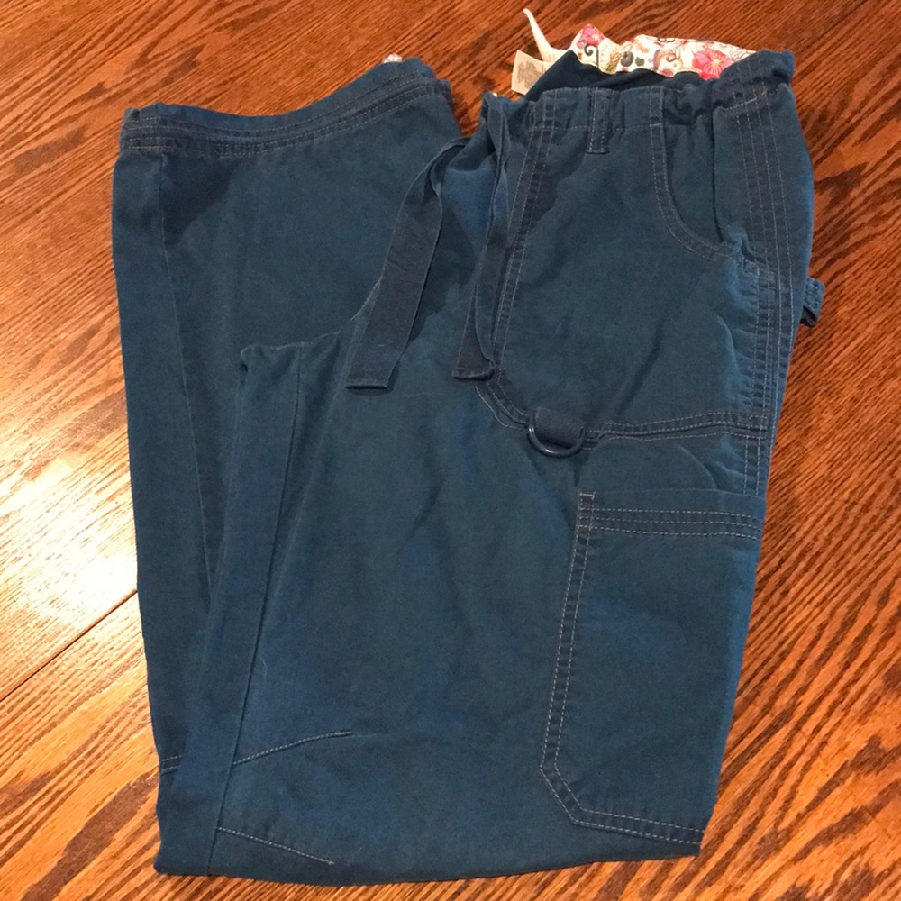 Koi scrub pants Small tall